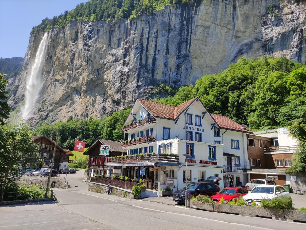 Hotel Restaurant Jungfrau Лаутербрунен Екстериор снимка